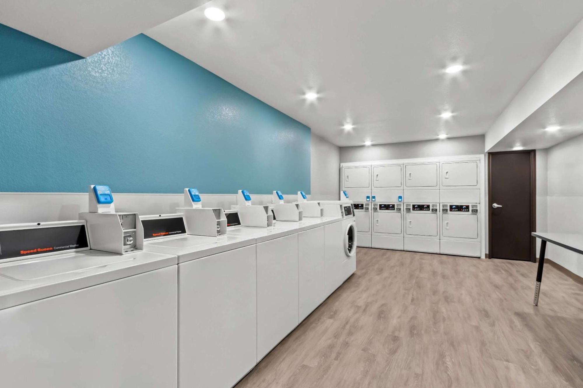 Woodspring Suites Gilbert - Mesa Gateway Airport Queen Creek ภายนอก รูปภาพ